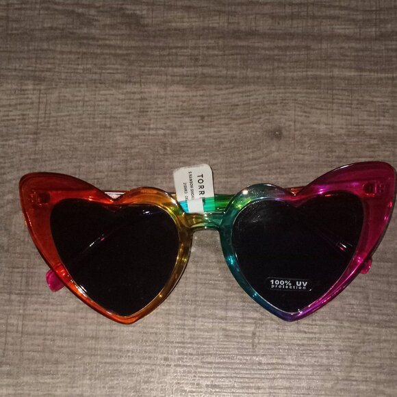 torrid Accessories - Rainbow Heart shaped glasses from Torrid NWT